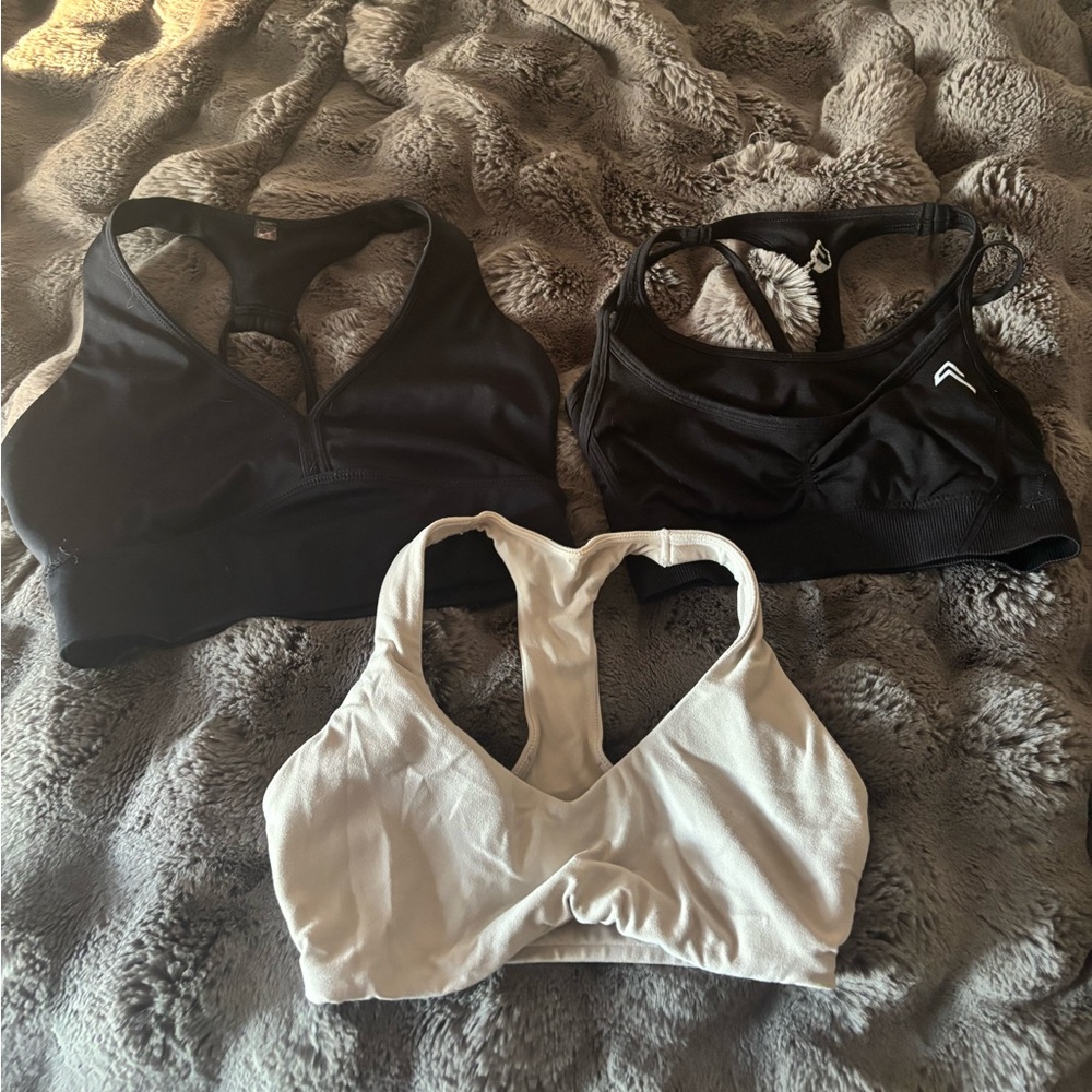 Lot of 3 XS sports bras.  Oner active soft motion and free people.